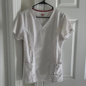 Dickies Women's White V-Neck Short Sleeve Top